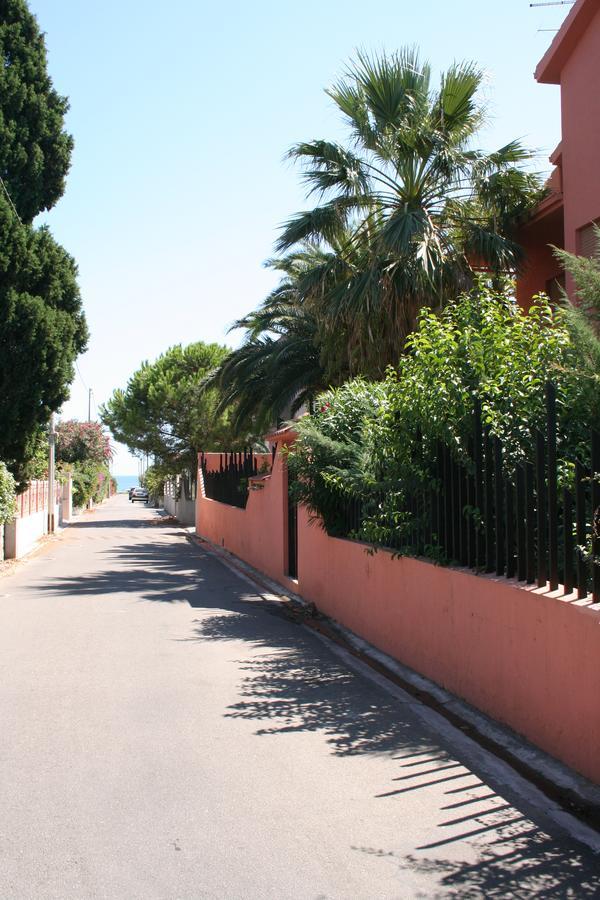 Casa Vacanza Appartamenti Al Mare Capoterra Dış mekan fotoğraf