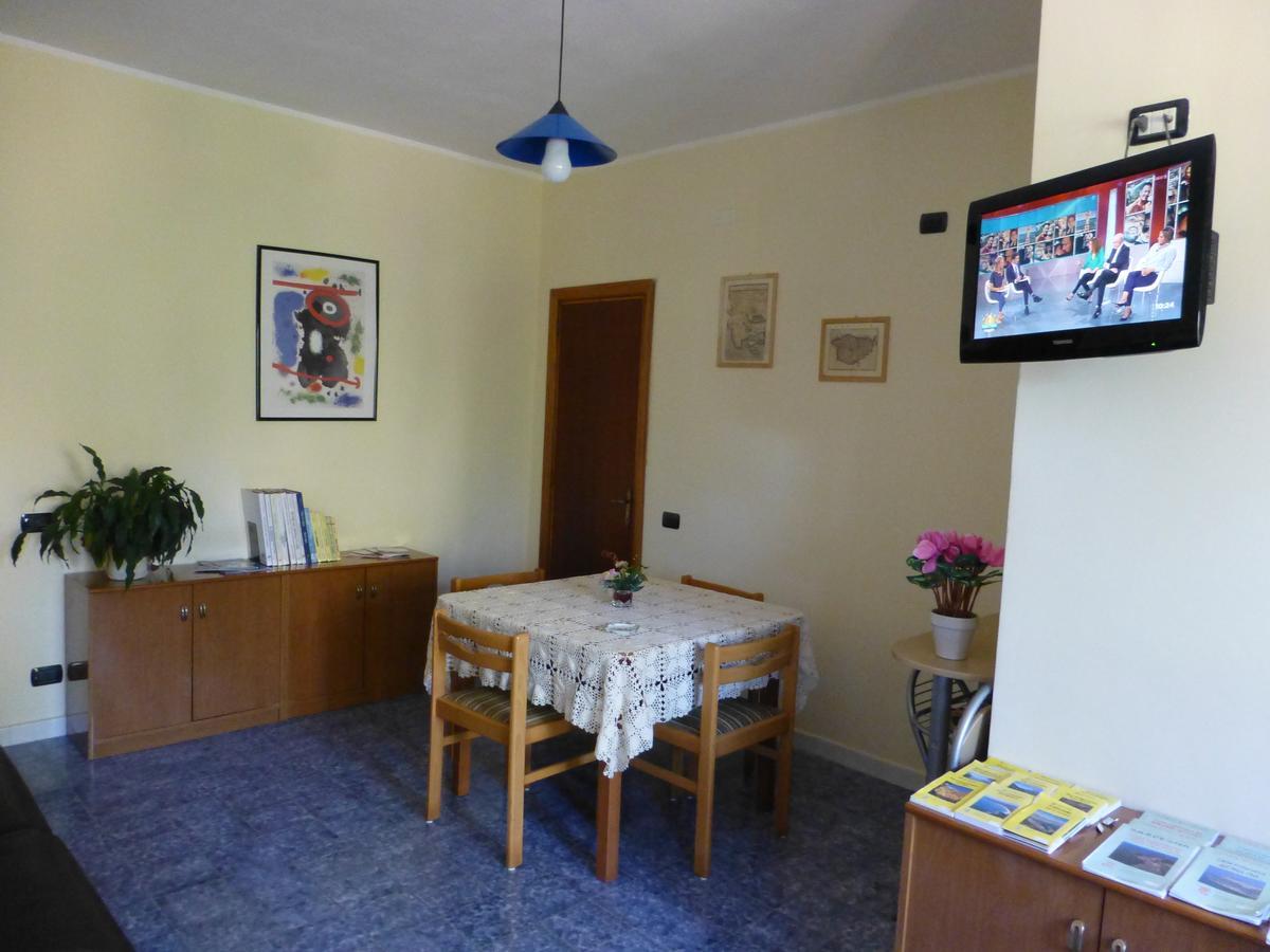 Casa Vacanza Appartamenti Al Mare Capoterra Dış mekan fotoğraf