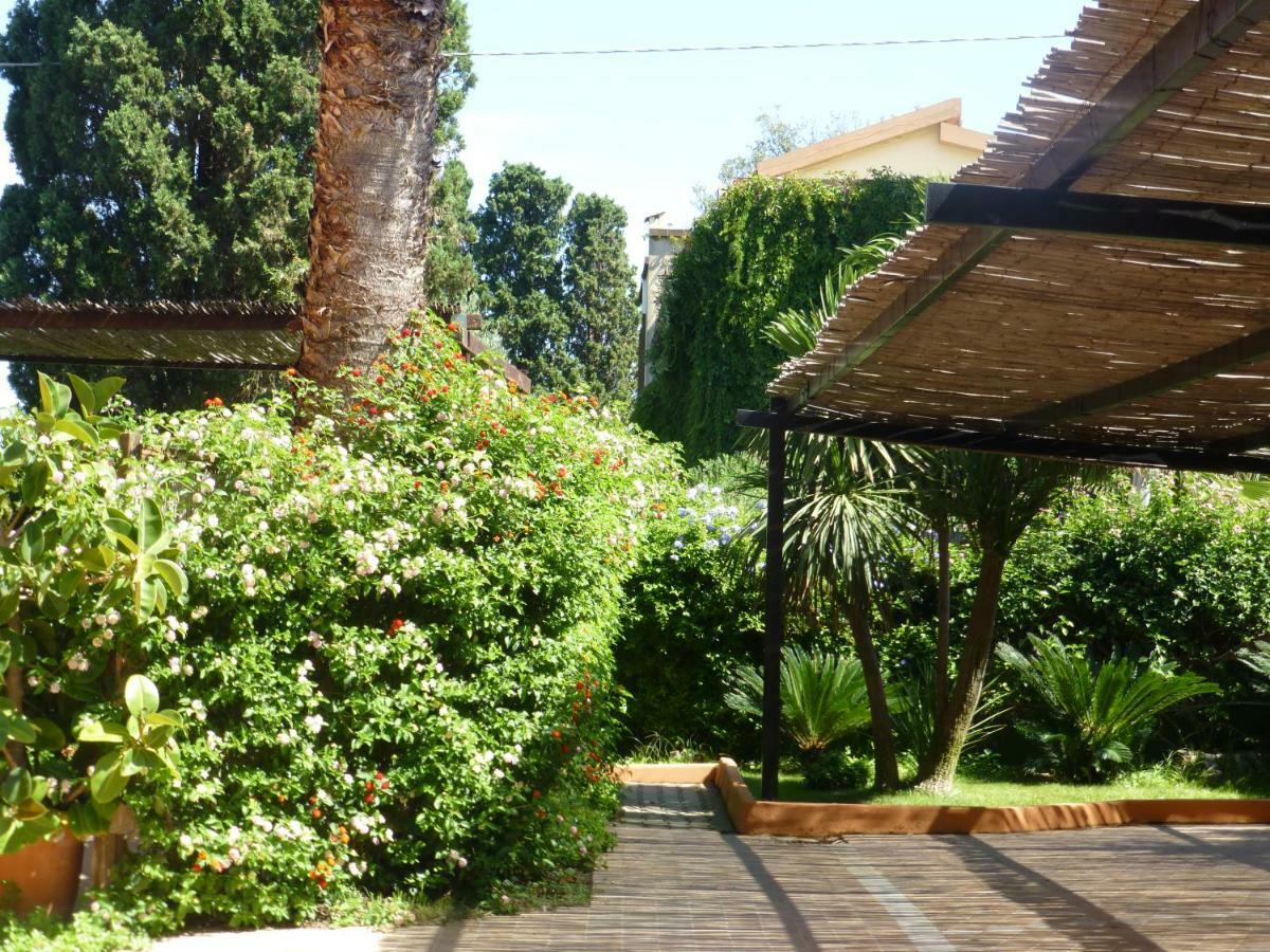 Casa Vacanza Appartamenti Al Mare Capoterra Dış mekan fotoğraf