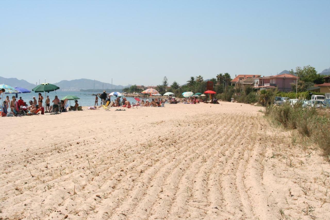Casa Vacanza Appartamenti Al Mare Capoterra Dış mekan fotoğraf